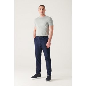 Avva Men's Navy Blue Hemp Fiber Relaxed Cropped Fit Jean