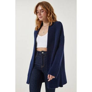 Happiness İstanbul Women's Navy Blue Pocket Thick Textured Knitwear Cardigan