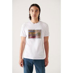 Avva Men's White Crew Neck Printed T-shirt