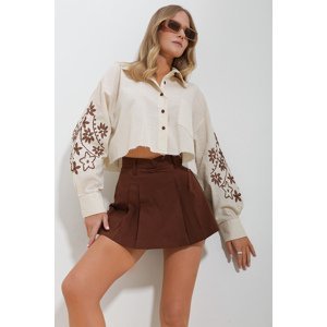 Trend Alaçatı Stili Women's Beige Sleeve Embroidered Single Pocket Crop Shirt