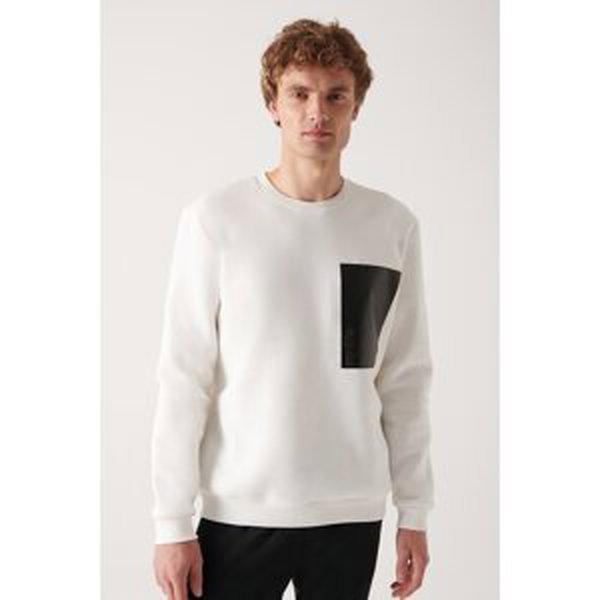Avva Men's White Crew Neck 3 Thread Fleece Printed Standard Fit Regular Fit Sweatshirt
