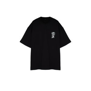 Trendyol Large Size Black Oversize/Wide Cut Far East Printed 100% Cotton T-shirt