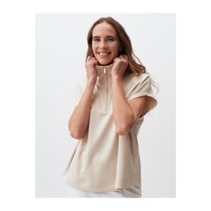 Jimmy Key Beige Sleeveless Zipper Turtleneck Sweatshirt