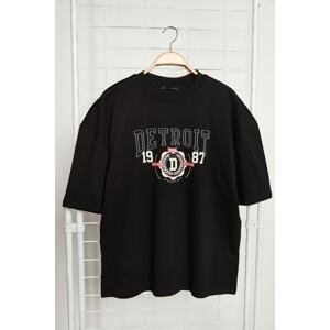 Trendyol Men's Oversize/Wide Cut City Printed Short Sleeve Crew Neck 1 Cotton T-Shirt