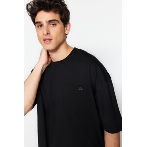 Trendyol Limited Edition Black Men's Oversize/Wide Cut Crew Neck Short Sleeve T-Shirt
