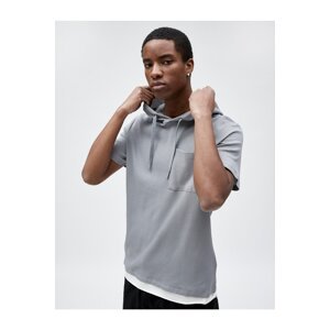 Koton Basic tričko s kapucňou, vrecko s krátkym rukávom, textúrované vrecko, detailná bavlna.