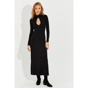Cool & Sexy Women's Black Front Slit Midi Dress