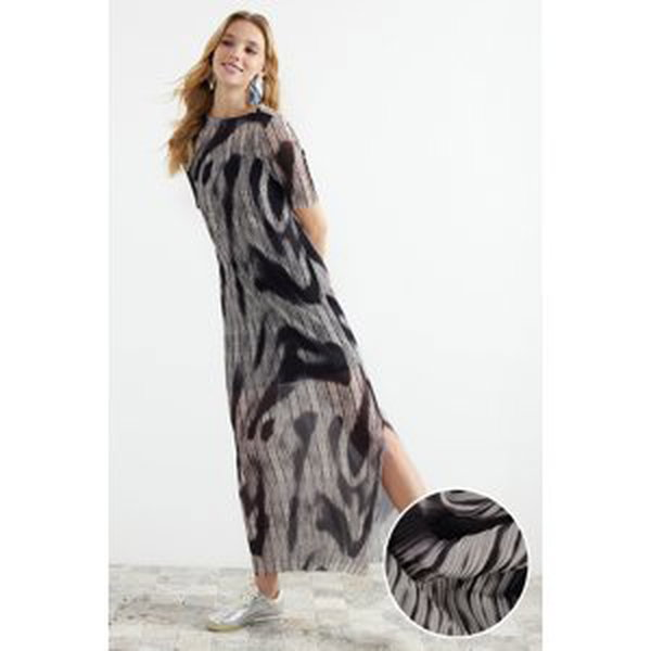 Trendyol Black Pleated Printed Shift/Plain Midi Knitted Dress