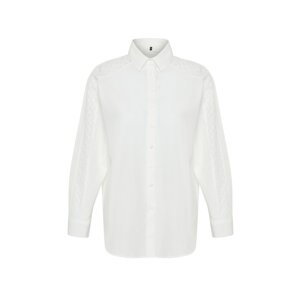 Trendyol Ecru Lace Detail Oversize/Wide Fit Shirt