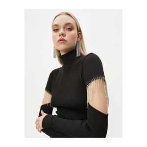 Koton Crop T-Shirt Long Sleeve With Window And Metal Accessories - Handmade Collection