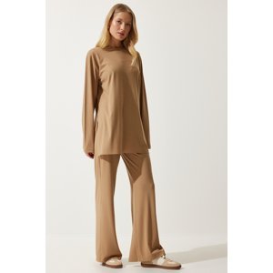 Happiness İstanbul Women's Biscuit Ribbed Knitted Blouse Pants Suit