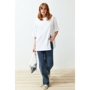 Trendyol White 100% Single Jersey Relaxed/Comfortable Fit Asymmetric Knitted T-Shirt