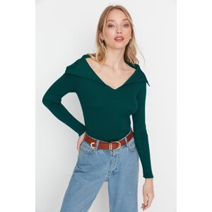 Trendyol Smaragdovo zelený golier detailný pletený sveter