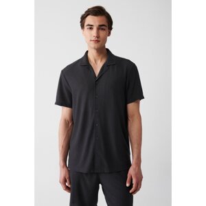 Avva Men's Black Cuban Collar Knitted Jacquard Easy-Iron Short Sleeve Standard Fit Regular Cut Shirt