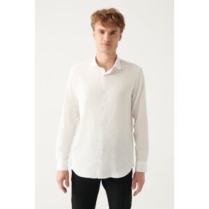 Avva Men's White Embossed Cotton Classic Collar Slim Fit Slim Fit Shirt