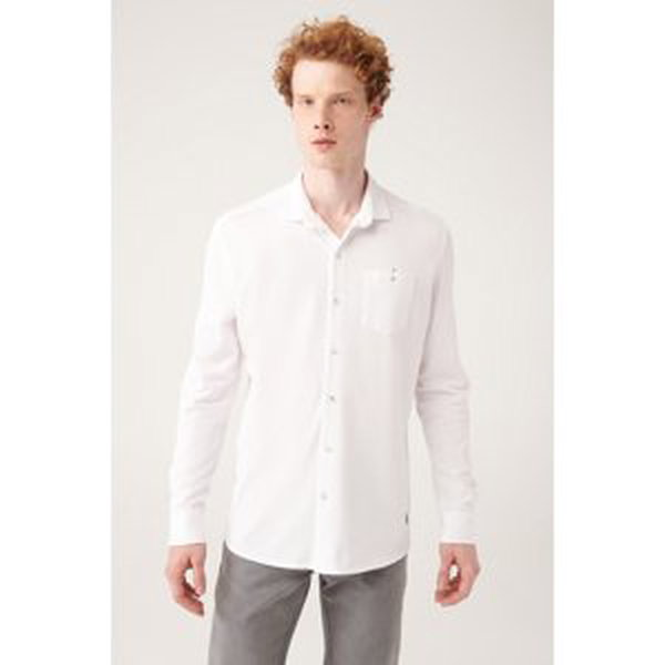 Avva Men's White 100% Cotton Classic Collar Pocket Regular Fit Knitted Shirt