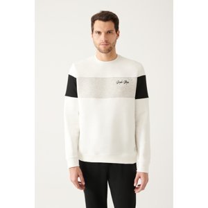 Avva Men's White Crew Neck 3-thread Fleece Block Color Printed Standard Fit Regular Cut Sweatshirt