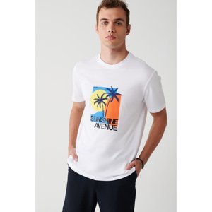 Avva Men's White Ultrasoft Crew Neck Tropical Printed Standard Fit Regular Fit T-shirt