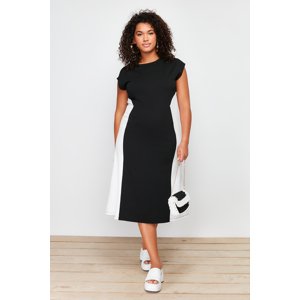 Trendyol Curve Black-White Color Blocked Midi Knitted Dress