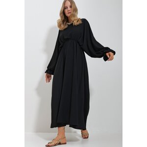 Trend Alaçatı Stili Women's Black Crew Neck Balloon Sleeve Aerobin Fabric Maxi Length Dress