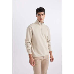 DEFACTO Comfort Fit Sweatshirt