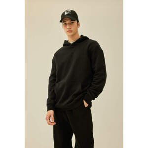 DEFACTO Comfort Fit Hooded Basic Sweatshirt