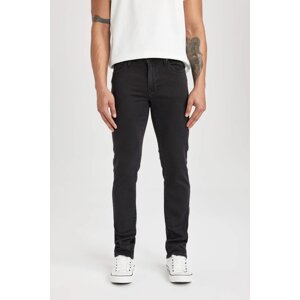 DEFACTO Pedro Slim Fit Normal Waist Narrow Leg Jeans