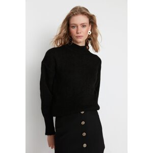 Trendyol čierny mäkký textúrovaný základný pletený sveter