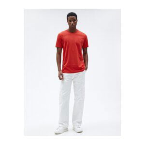 Koton Basic T-shirt with a Crew Neck Short Sleeves, Slim Fit.