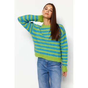 Trendyol zelený mäkký textúrovaný pletený sveter