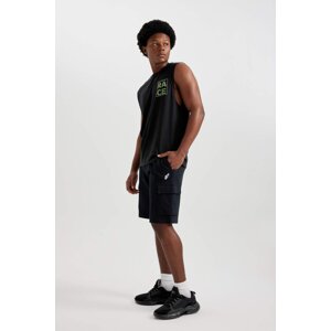 DEFACTO Standard Fit Short