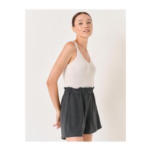 Jimmy Key Anthracite Loose Fit High Waist Straight Linen Shorts.