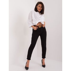 Black mom fit jeans with belt