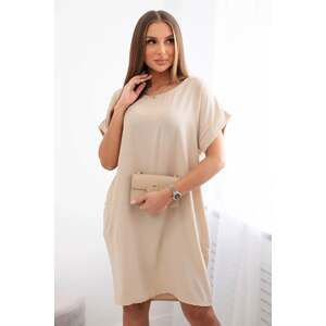 Beige dress with pockets