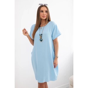 Dress with pockets and a blue pendant