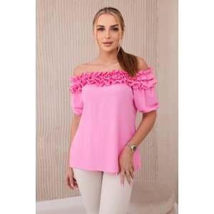 Spanish blouse with a small ruffle of light pink color