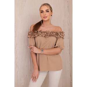 Spanish blouse with a small ruffle Camel