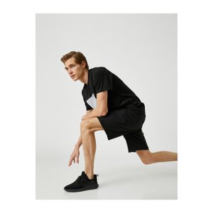 Koton Oversized Sports Shorts with Cargo Pocket, Tie Waist and Pocket.