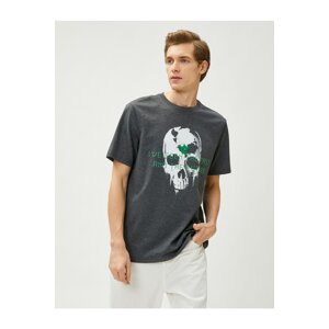 Koton Skull Print T-Shirt Crew Neck Short Sleeve Slogan detailný.