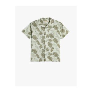 Koton Short-Sleeved Shirt with Floral Print and Cotton with Pocket Detail.