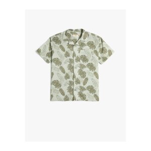 Koton Short-Sleeved Shirt with Floral Print and Cotton with Pocket Detail.