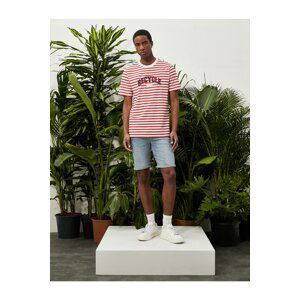 Koton Bermuda Denim Shorts Floor-Length Detailed Pockets and Buttons.