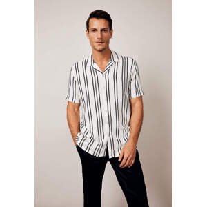 DEFACTO Regular Fit Woven Striped Short Sleeve Shirt
