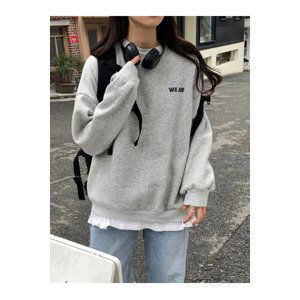 Know Women's Gray We Ar Printed Oversized Crew Neck Sweatshirt.