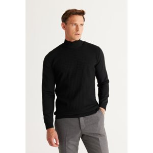 ALTINYILDIZ CLASSICS Men's Black Standard Fit Normal Cut Half Turtleneck Jacquard Knitwear Sweater