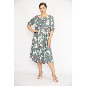 Şans Women's Green Plus Size Woven Viscose Fabric Front Paw Buttoned Hem Tiered Dress