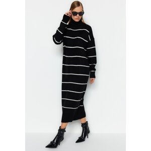 Trendyol Black Wide Fit Maxi Knitwear Turtleneck Dress