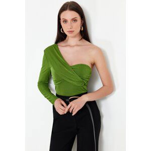 Trendyol Green Premium Shiny Surface and Soft Textured Gathering Detail Single Sleeve Knitted Blouse