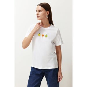 Trendyol White 100% Cotton Embroidered Regular/Normal Pattern Crew Neck Knitted T-Shirt