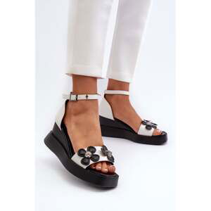 Women's Platform And Wedge Sandals With Flowers, White Foviana